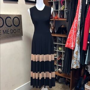 Norma Kamali Black Cream Sleeveless Dress